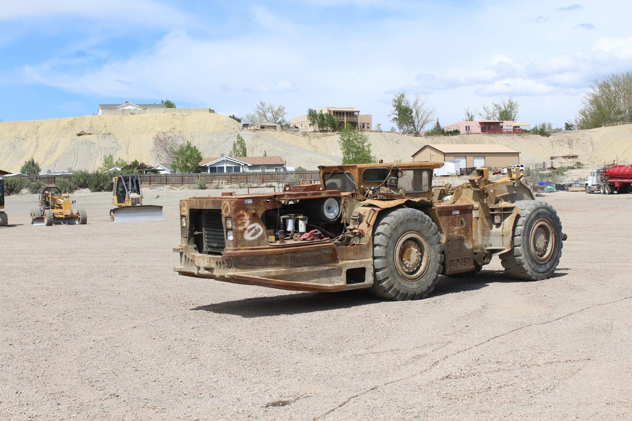(SOLD) Caterpillar R1300 Elphinstone - Image 5