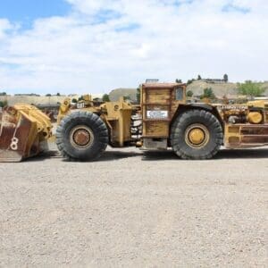 Caterpillar R1600 Loader