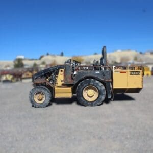 Caterpillar 414E Tractor