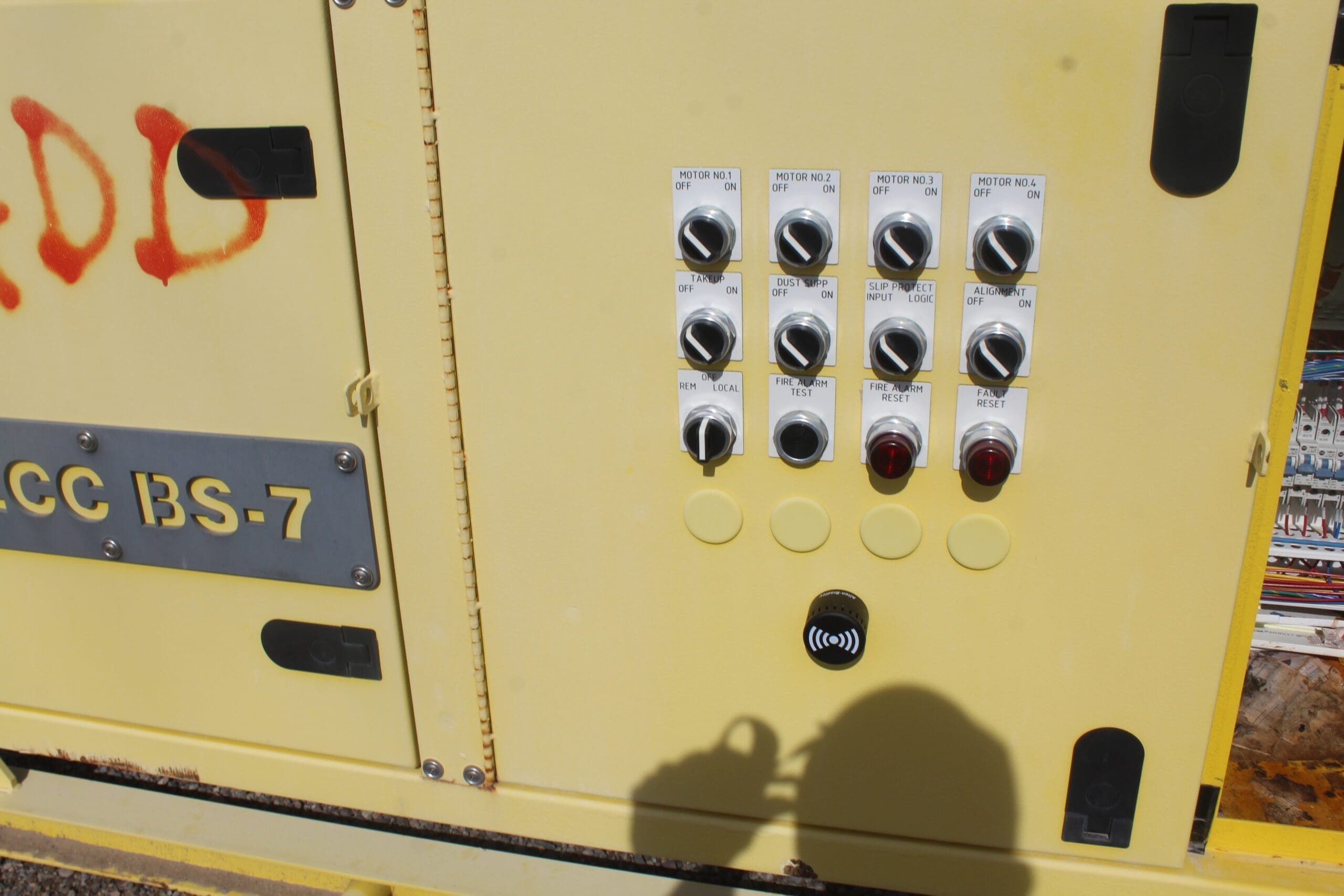 Caterpillar - Master Controller - Image 7