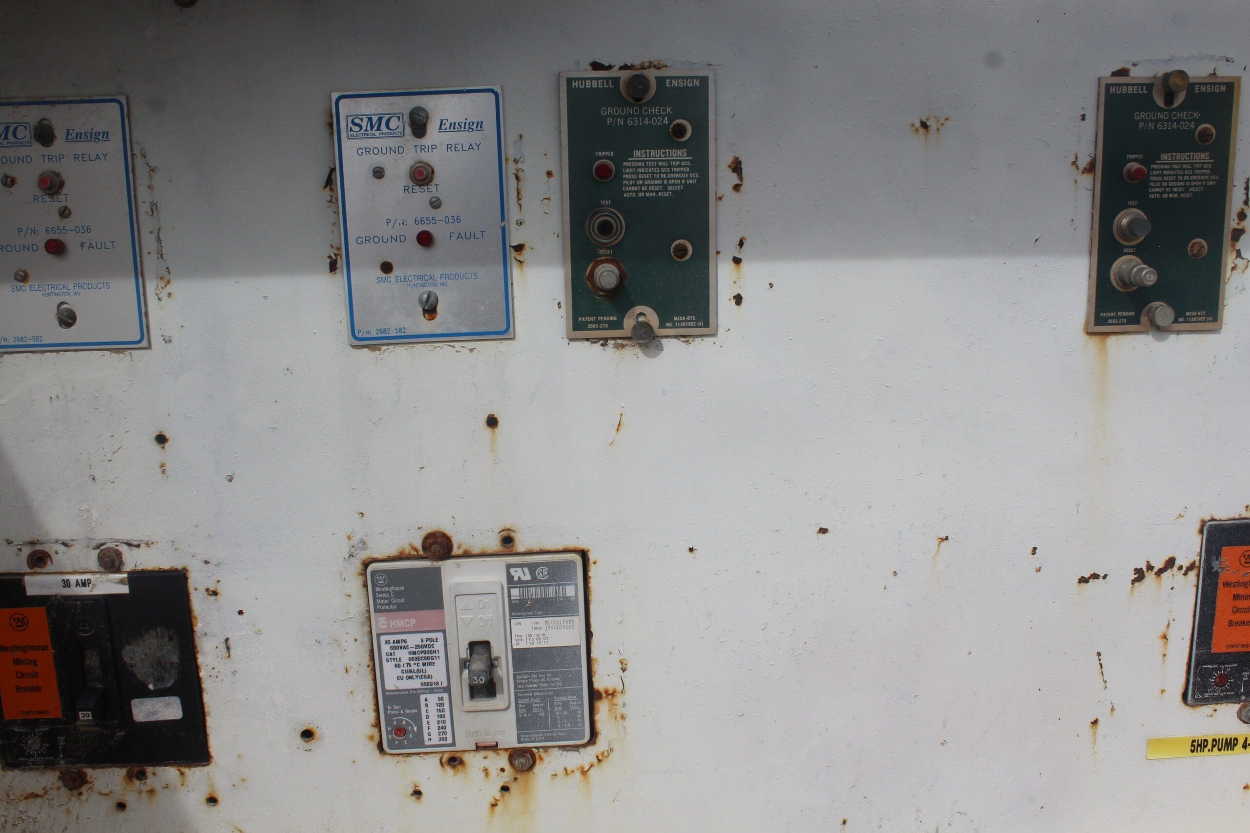 Acme - Distribution Box - Image 12