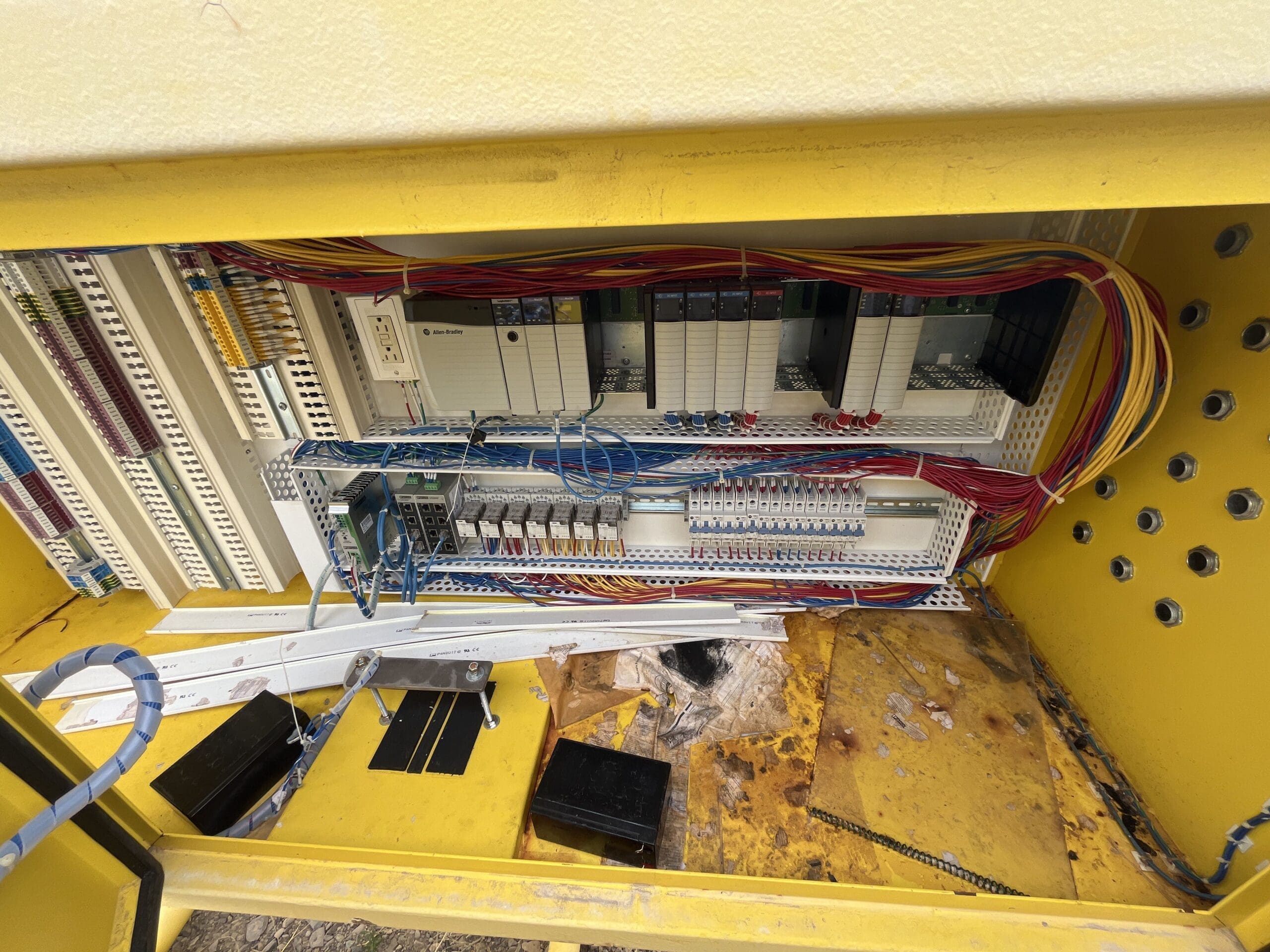 Caterpillar - Master Controller - Image 13